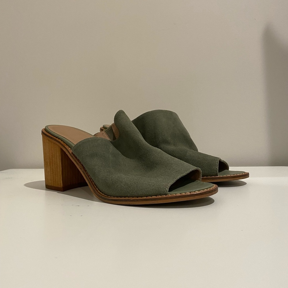 Chinese Laundry Carlin Mule